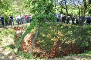 ????????????????????????????????????